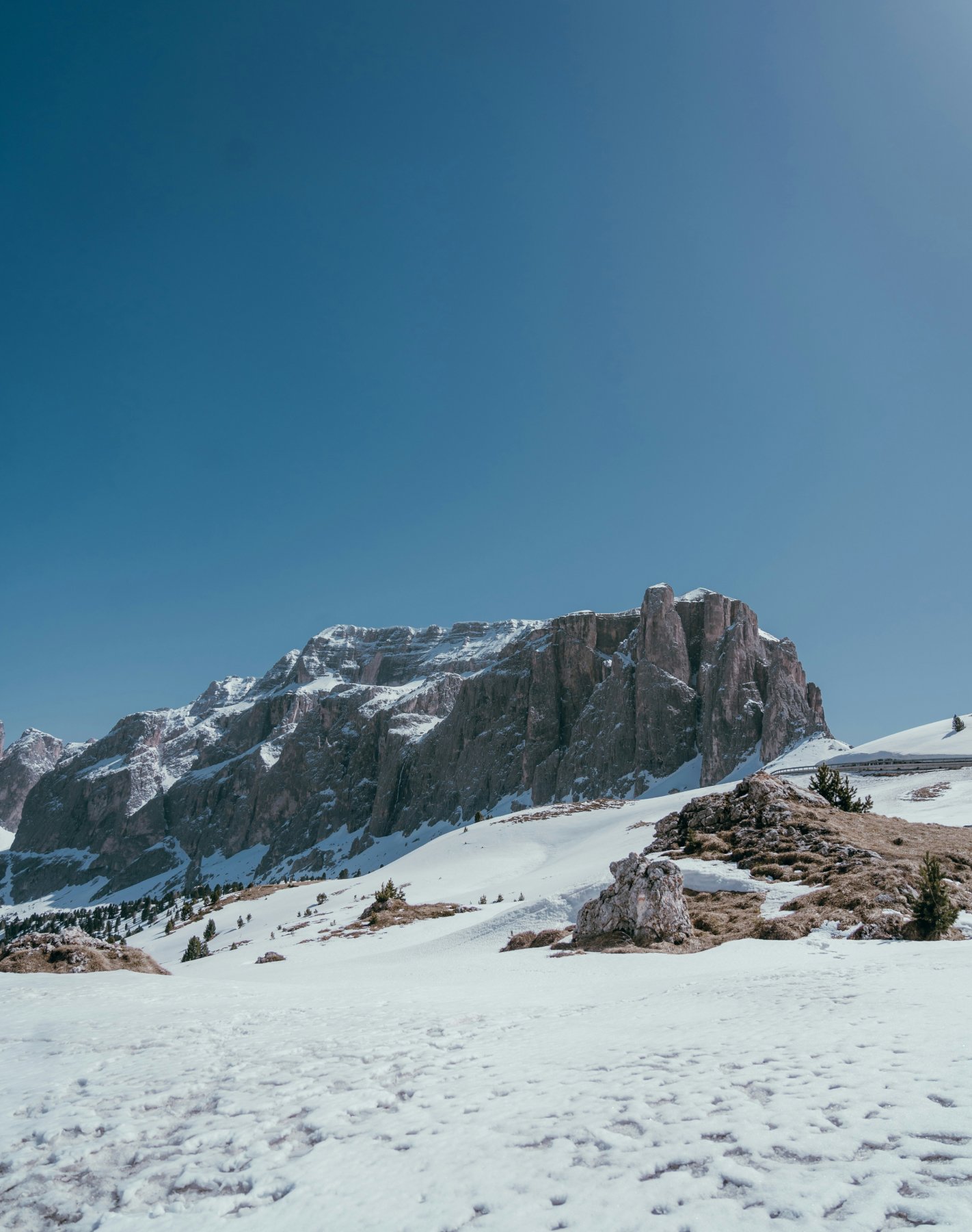 paisaje de montaña nevado